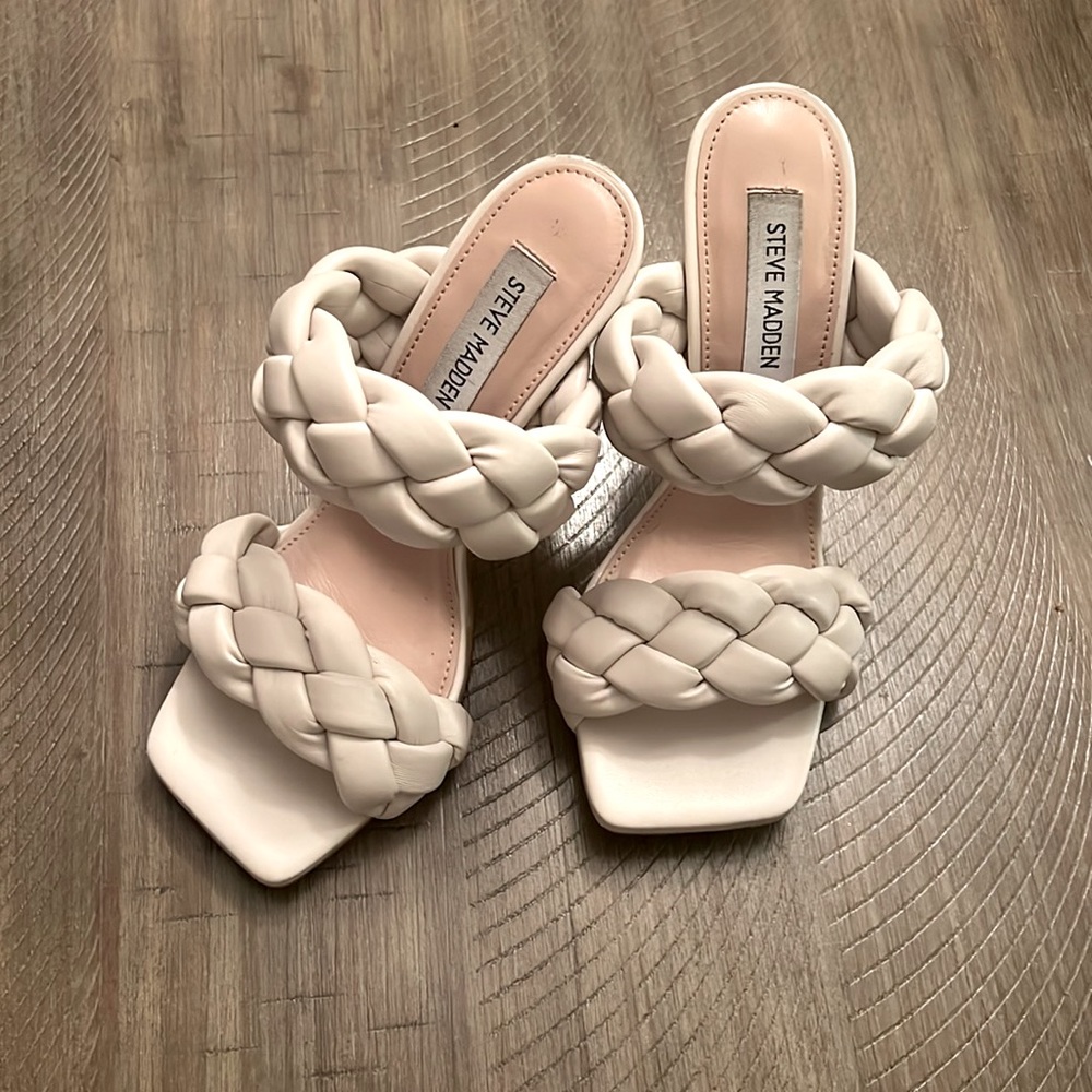 Steve Madden Off White Kenley Heeled Sandal Size 6.5